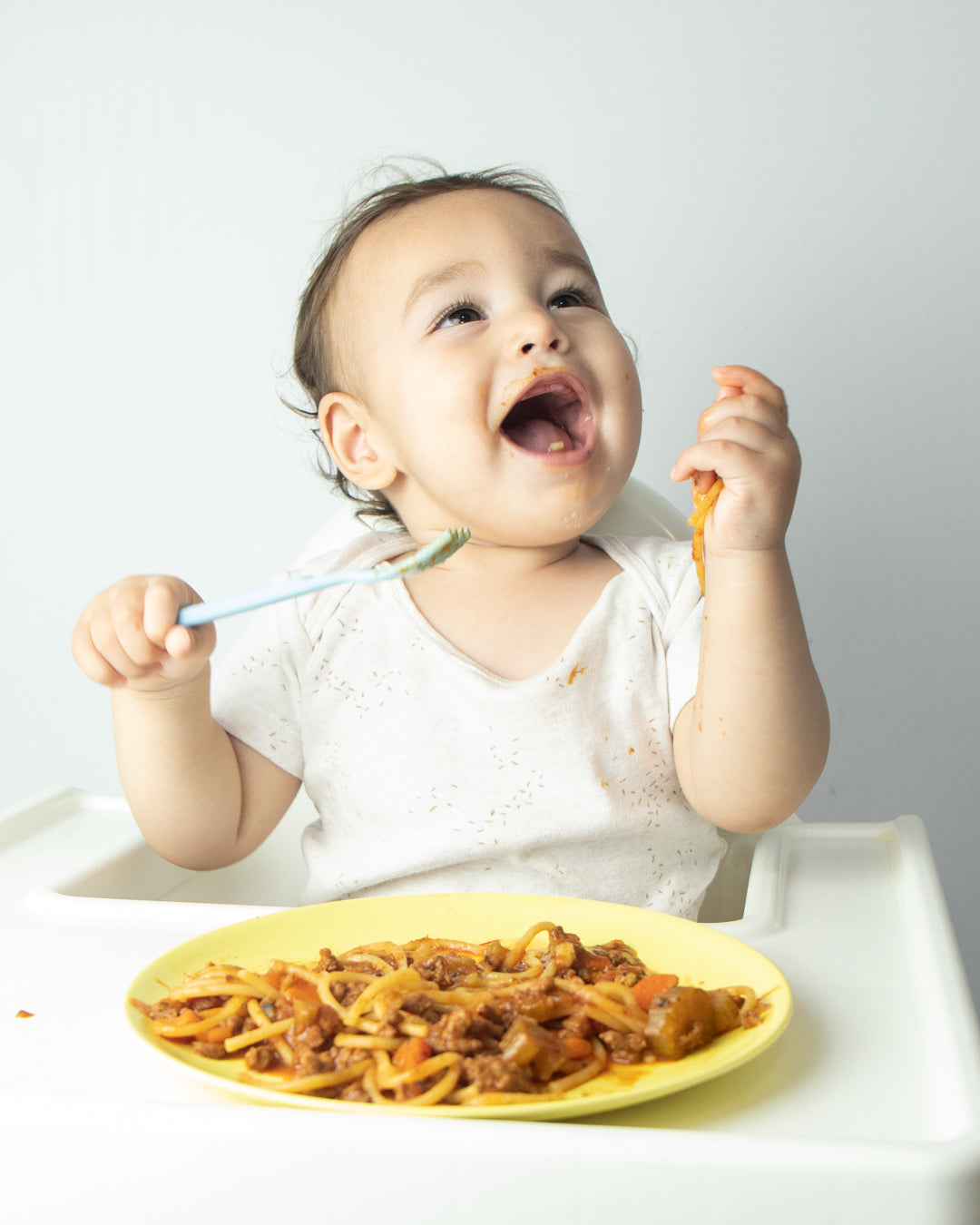 http://www.mummycooks.com/cdn/shop/articles/Baby_with_Bolognese_1080x1350-2.jpg?v=1660828676